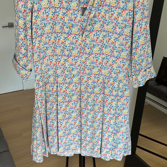 Tuckernuck Liberty Of London Floral Printed Silk De Chine Pullover Pleated Dress - Picture 3 of 12